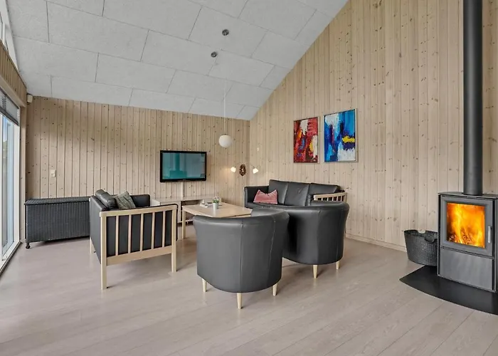 Semesterbostad 5 Bedroom Beautiful In Sydals Høruphav