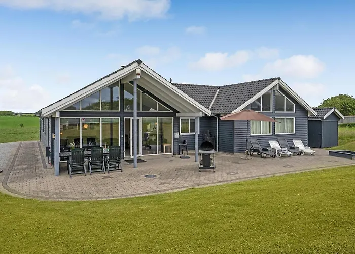 5 Bedroom Beautiful In Sydals *